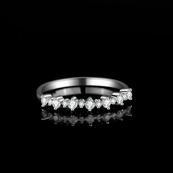 Women's 925 Silver Moissanite Ring With Flower Pattern And Diamond Inlay