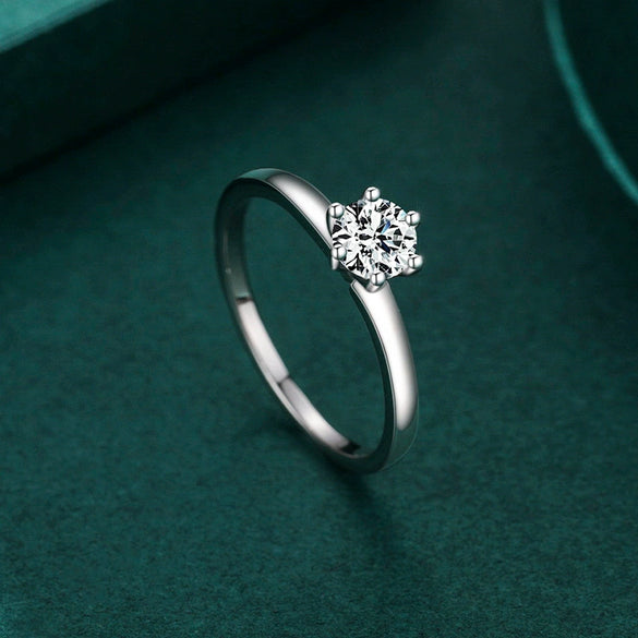 Women's 925 Silver Zircon Ring With Geometric Design