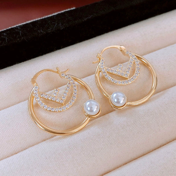 Women's Silver Zircon Round Faux Pearl Highend Light Luxury Vintage Earrings With Geometric Design And Inlaid Zircon