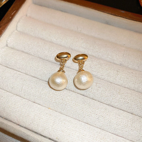 Women's Silver Zircon Round Faux Pearl Highend Light Luxury Vintage Earrings With Geometric Design And Inlaid Zircon