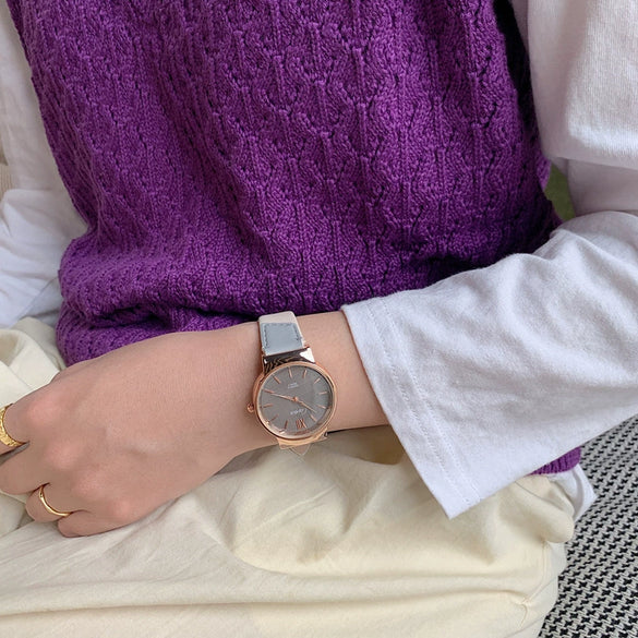 Women's Simple Elegant Retro Art Academy Style Quartz Watch Alloy Case Imitation Leather Strap Stainless Steel Horseshoe Buckle Round Dial