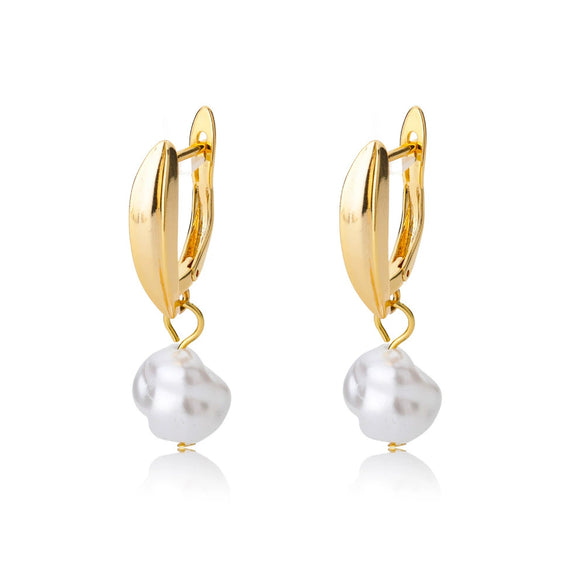 Women's Simple Freshwater Baroque Pearl Earrings Copper Electroplated Geometric Style