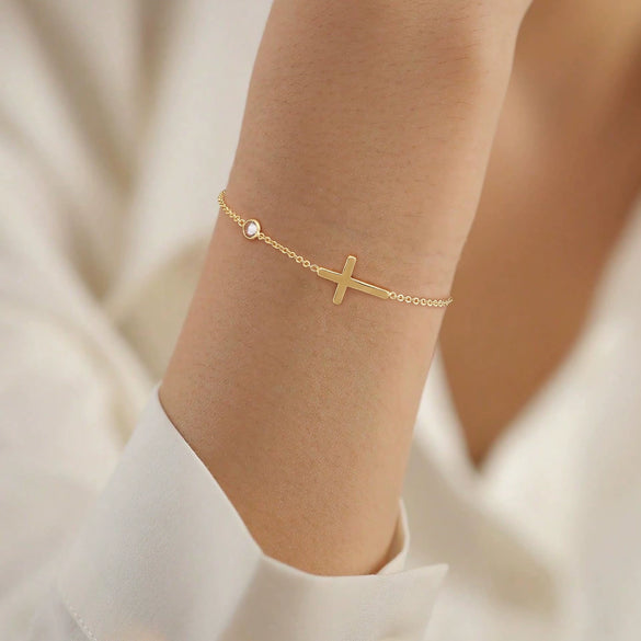 Women's Simple Geometric Copper Paperclip Cross Bracelet With Zircon Inlay And Electroplated Finish Fashion Jewelry Gift