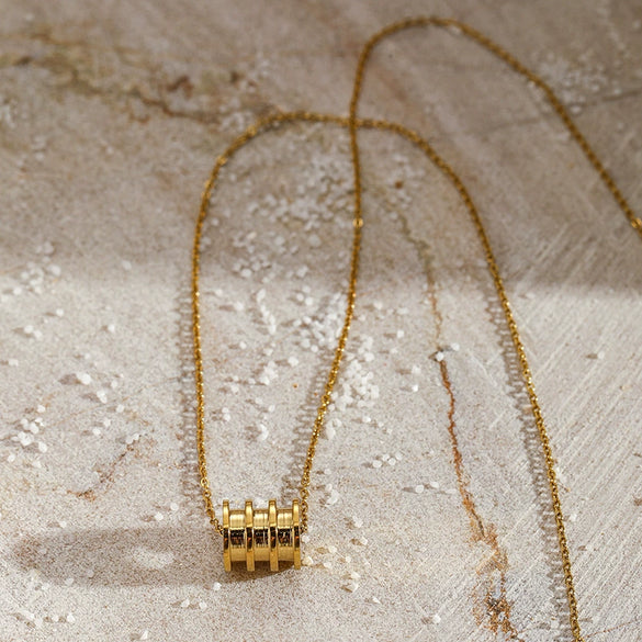Women's Simple Geometric Electroplated Stainless Steel Oshaped Chain Collarbone Necklace