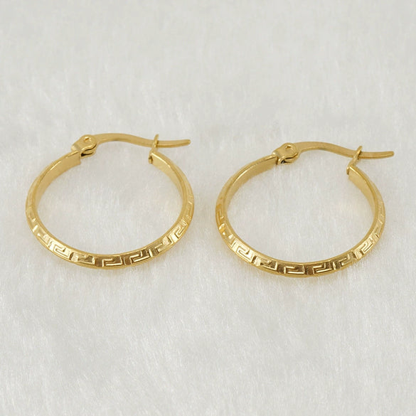 Women's Simple Geometric 316L Stainless Steel Earrings With Electroplating And Great Wall Pattern Buckle