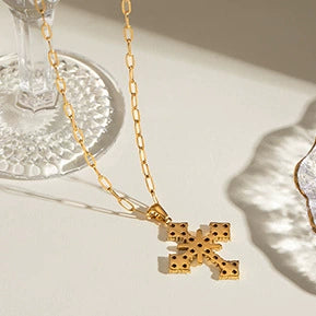 Women's Simple Necklace With White Diamond Pendant Tbar Titanium Steel And Stainless Steel Box Chain Electroplated