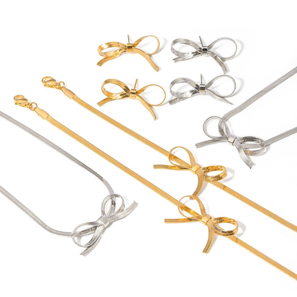 Women's Simple Personality Stainless Steel Bow Bracelet Jewelry With Electroplating