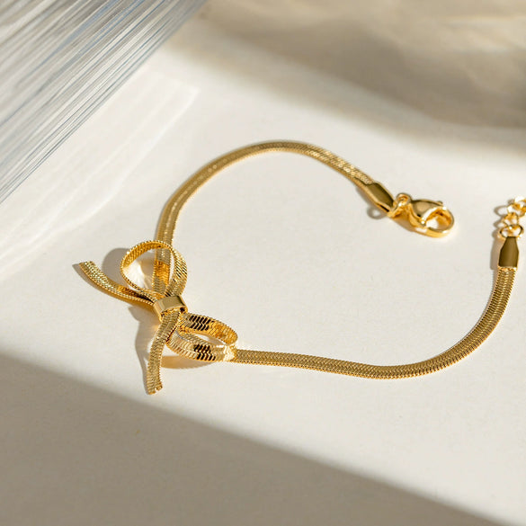 Women's Simple Personality Stainless Steel Bow Bracelet Jewelry With Electroplating