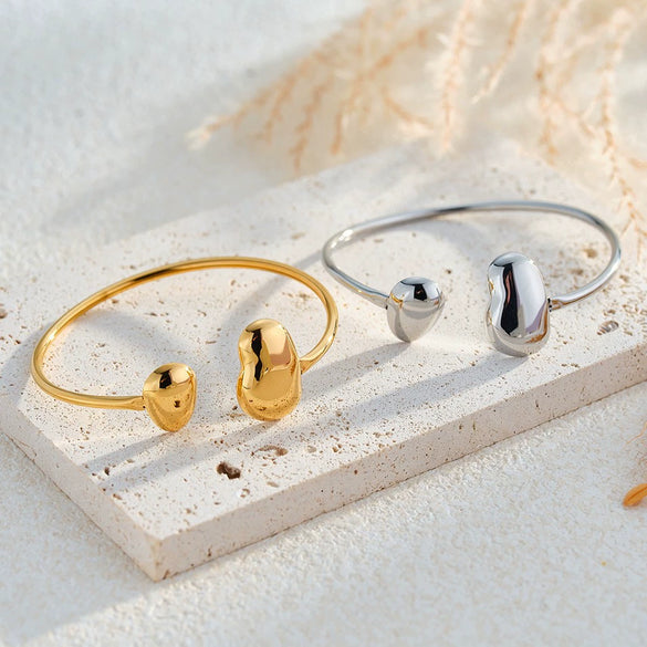Women's Simple Stainless Steel Open Bracelet With Water Drop Shape And 18K Gold Vacuum Plated Light Luxury Design