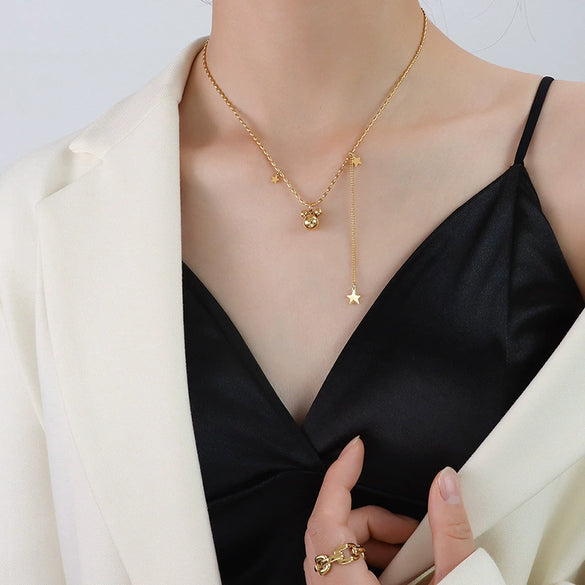 Women's Simple Titanium Steel Necklace And Bracelet Jewelry Set With Electroplated Small Animal Pendant And Rice Bead Chain