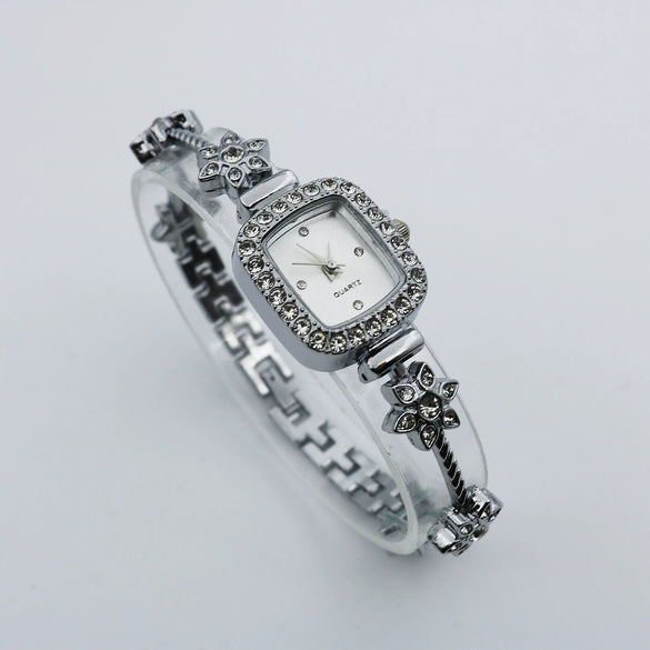 Women's Square Alloy And Stainless Steel Bracelet Quartz Watch Light Luxury Casual Style