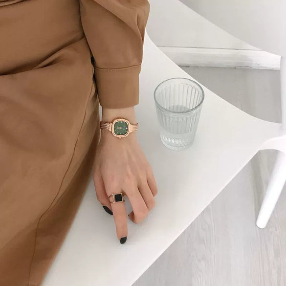 Women's Square Alloy And Stainless Steel Bracelet Watch Simple Retro Style With Printed Logo