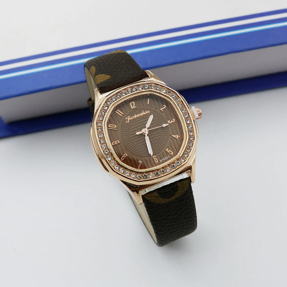 Women's Square Alloy Pu Leather Quartz Watch With Spiral Crown And Pin Buckle