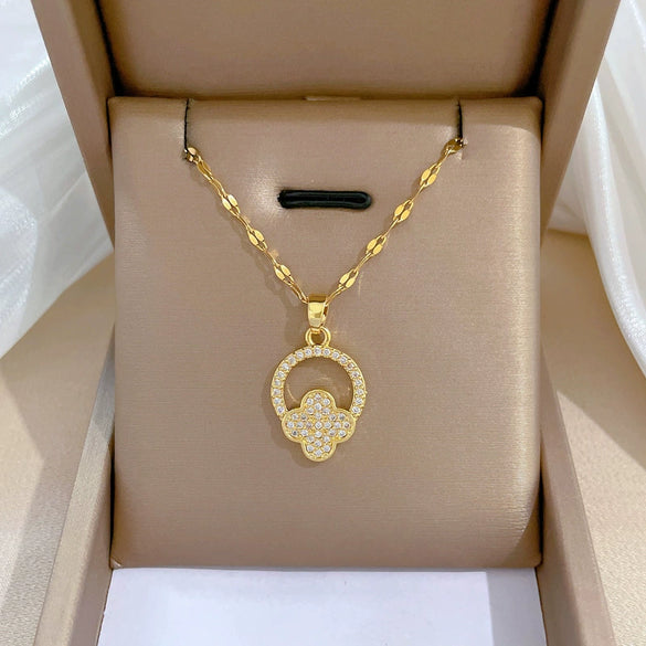Women's Stainless Steel And Copper Necklace With Geometric Pattern And Electroplating Treatment
