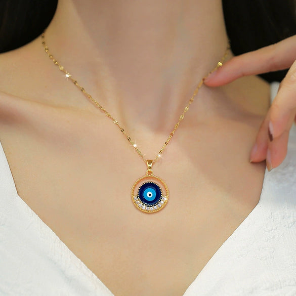 Women's Stainless Steel And Copper Ring Eyes Geometric Electroplated Necklace