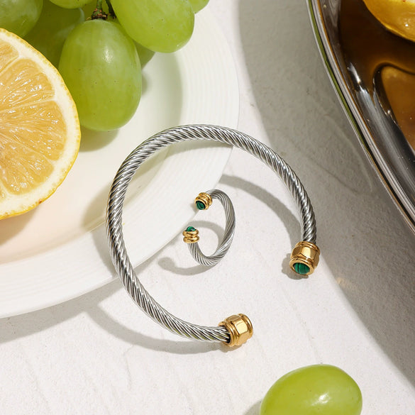 Women's Stainless Steel And Titanium Steel Geometric Bracelet With Electroplating And Snake Bone Chain Design