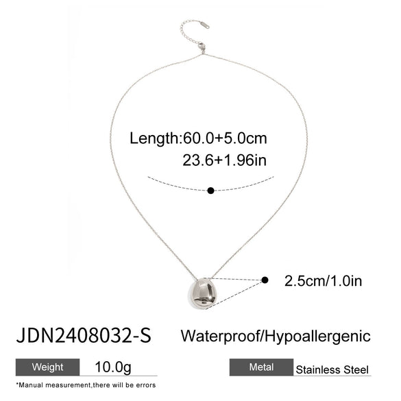 Women's Stainless Steel And Titanium Steel Geometric Pattern Gold Bean Necklace With Electroplating