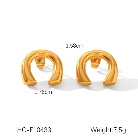 Women's Stainless Steel And Titanium Steel Water Wave Chain Ushaped Geometric Pendant Necklace And Earrings With Electroplating
