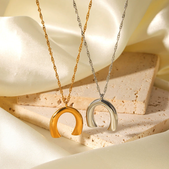 Women's Stainless Steel And Titanium Steel Water Wave Chain Ushaped Geometric Pendant Necklace With Electroplating