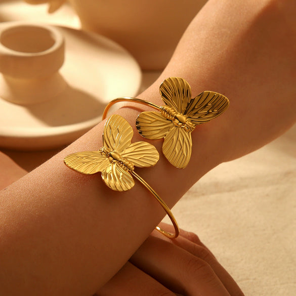 Women's Stainless Steel Butterfly Open Bracelet With Electroplating Treatment Light Luxury Elegant Style