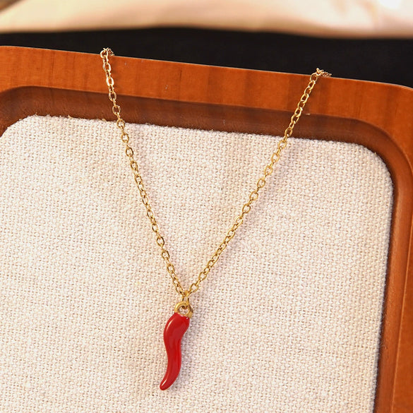 Women's Stainless Steel Chili Necklace And Earrings Jewelry Set Electroplated Fruit Design Light Luxury Fashion Accessories
