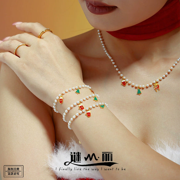Women's Stainless Steel Electroplated Cartoon Pendant Necklace And Bracelet Jewelry Set With Fashion Design