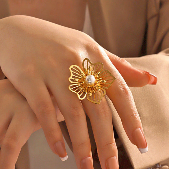 Women's Stainless Steel Exaggerated Oversized Flower Electroplated Geometric Earrings With Pearls