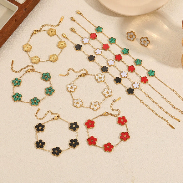 Women's Stainless Steel Flower Bracelet With Electroplating Treatment