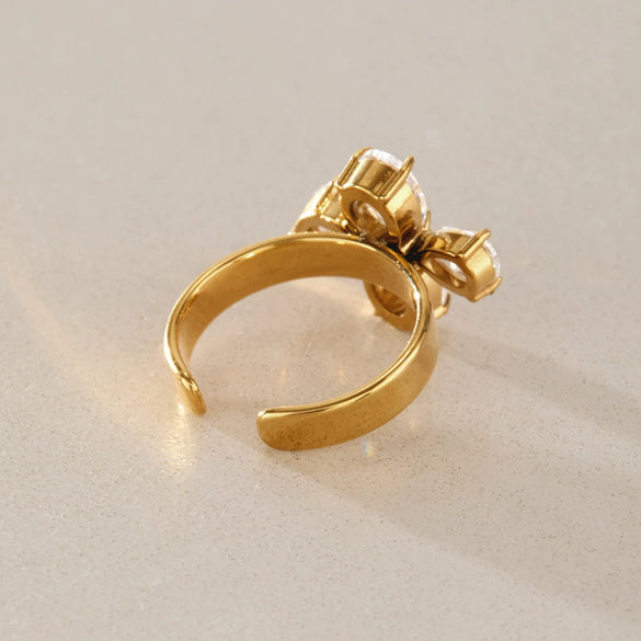 Women's Stainless Steel Four Leaf Clover Zirconia Ring With Geometric Design And Pvd Vacuum Gold Plating