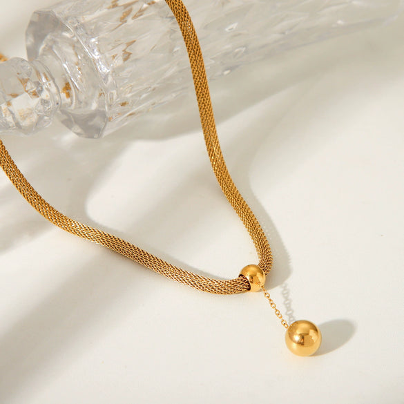 Women's Stainless Steel Geometric Ball Pendant Necklace With Electroplating Fashion Light Luxury Jewelry
