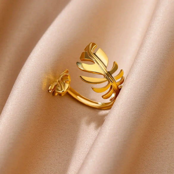 Women's Stainless Steel Geometric Butterfly Snakeshaped Opening Retro Popular Electroplated Ring