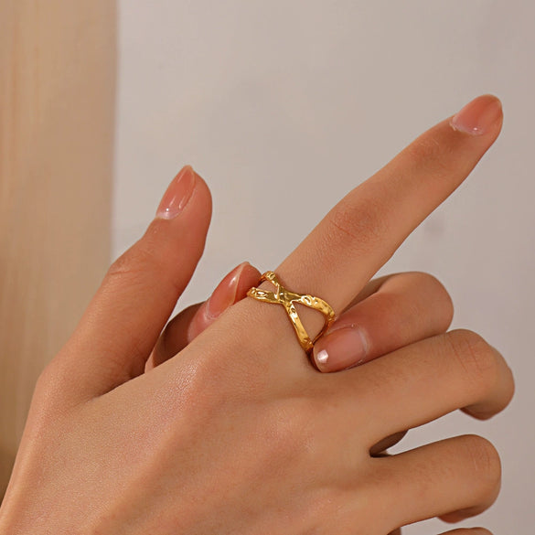 Women's Stainless Steel Geometric Cross Opening Ring With Electroplating