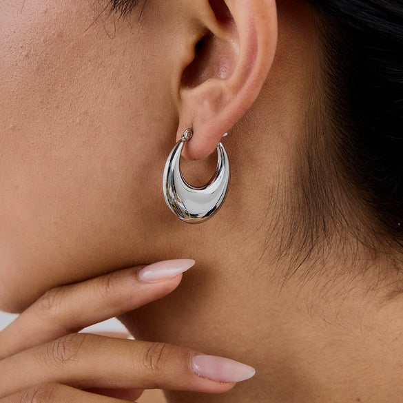 Women's Stainless Steel Geometric Earrings With Electroplating Design