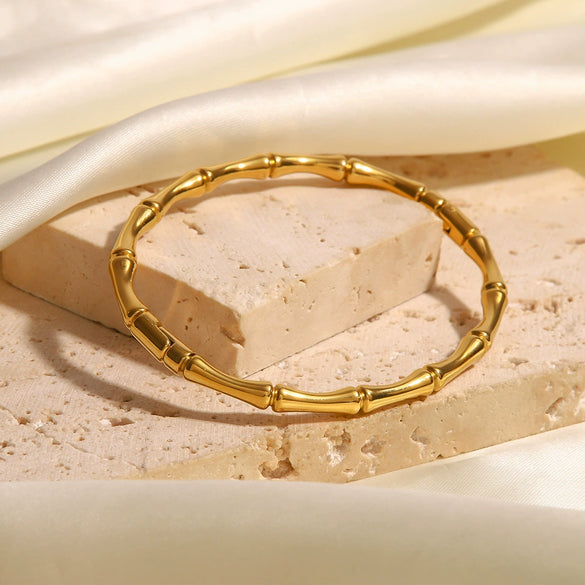 Women's Stainless Steel Geometric Electroplated Closed Bracelet