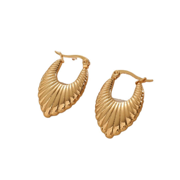 Women's Stainless Steel Geometric Flower Earrings With Gold Tone Electroplated Finish And Light Luxury Fashion Design