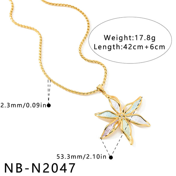 Women's Stainless Steel Geometric Flower Pendant Necklace With Rhinestone Details And 18K Gold Plated Finish