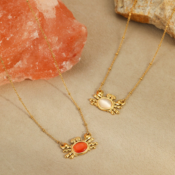 Women's Stainless Steel Geometric Small Crab Pendant Necklace With Electroplating Fashion Style