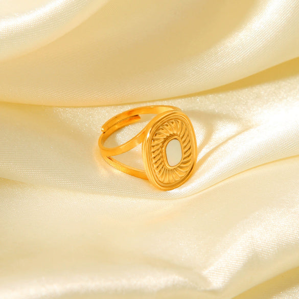 Women's Stainless Steel Geometric Spiral Pattern Electroplated Ring