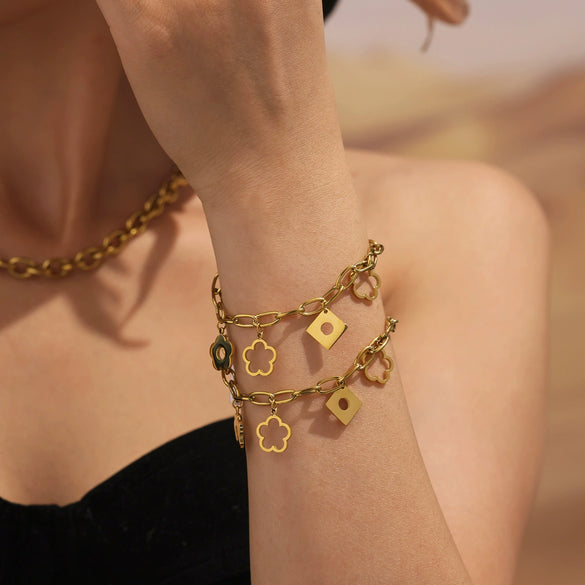 Women's Stainless Steel Geometric Square Ferris Wheel Flower Bracelet Plated 18K Real Gold Fashion Decoration