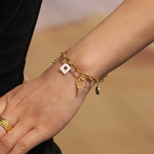 Women's Stainless Steel Geometric Square Ferris Wheel Flower Bracelet Plated 18K Real Gold Fashion Decoration