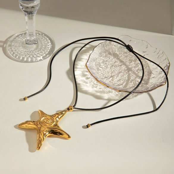 Women's Stainless Steel Geometric Starfish Pendant Necklace Jewelry With Electroplating