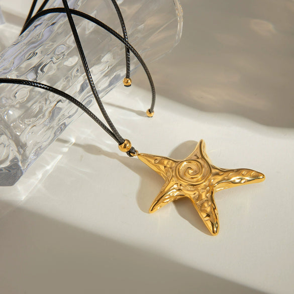 Women's Stainless Steel Geometric Starfish Pendant Necklace Jewelry With Electroplating