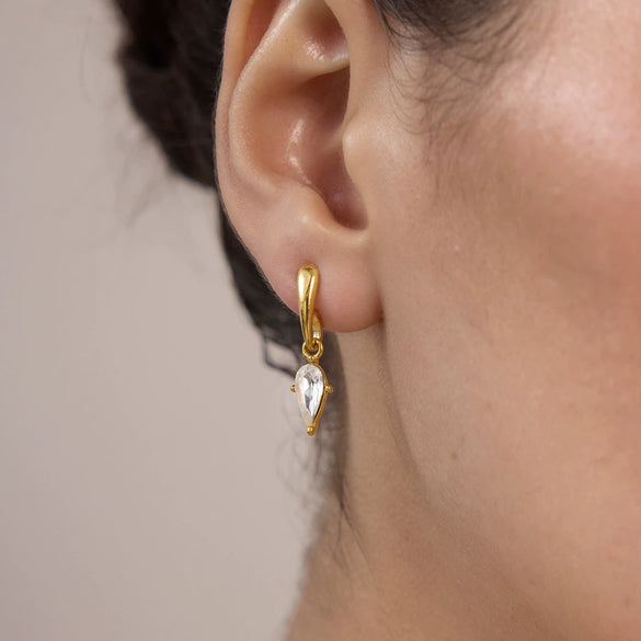 Women's Stainless Steel Geometric Stud Earrings With Sparkling Rhinestone Accents And Elegant Plated Finish For Wholesale