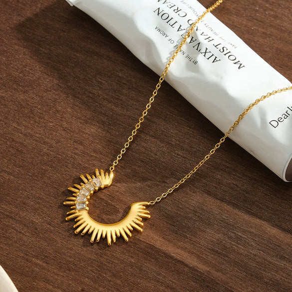 Women's Stainless Steel Geometric Sunflower Pendant Necklace With Rhinestones And 18K Vacuum Plated Finish