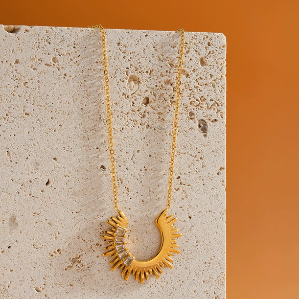 Women's Stainless Steel Geometric Sunflower Pendant Necklace With Rhinestones And 18K Vacuum Plated Finish