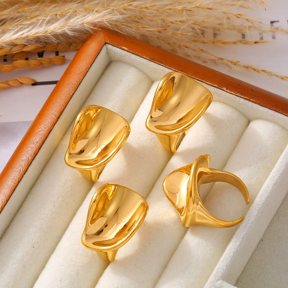 Women's 316L Stainless Steel Geometric Three Dimensional Ring Electroplated With 18K Gold Fashion Exaggerated Design