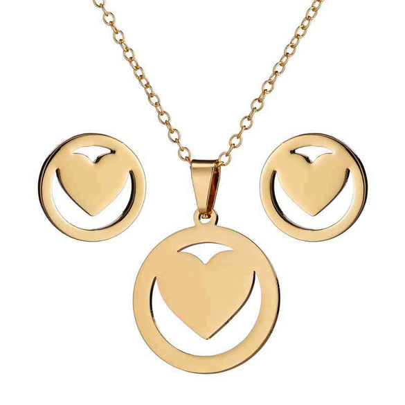 Women's Stainless Steel Heart Necklace And Earring Jewelry Set With Electroplated Finish And Simple Ochain Design