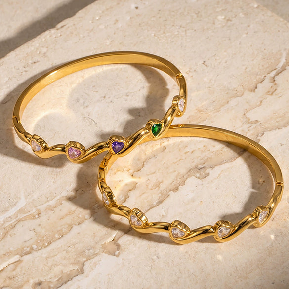 Women’s Stainless Steel Heart Pattern Bracelet With Zircon Accents And Gold Plated Finish Simple Elegant Design