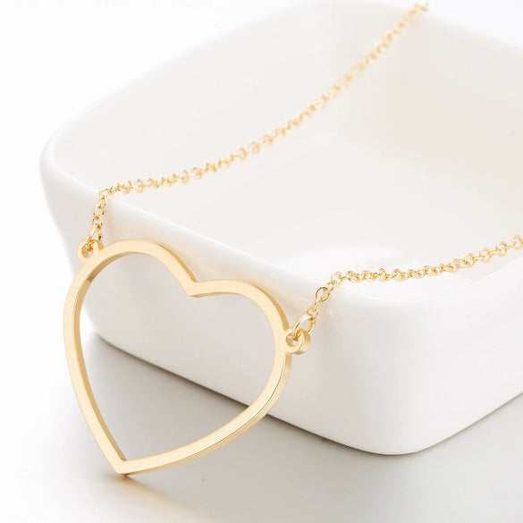 Women's Stainless Steel Heart Pendant Necklace With Geometric Design And Electroplated Finish Simple Ochain Collarbone Jewelry
