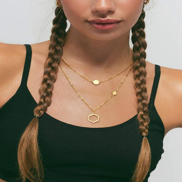 Women's Stainless Steel Heart Y Necklace With Geometric Pendant Electroplated Light Luxury Layered Clavicle Chain